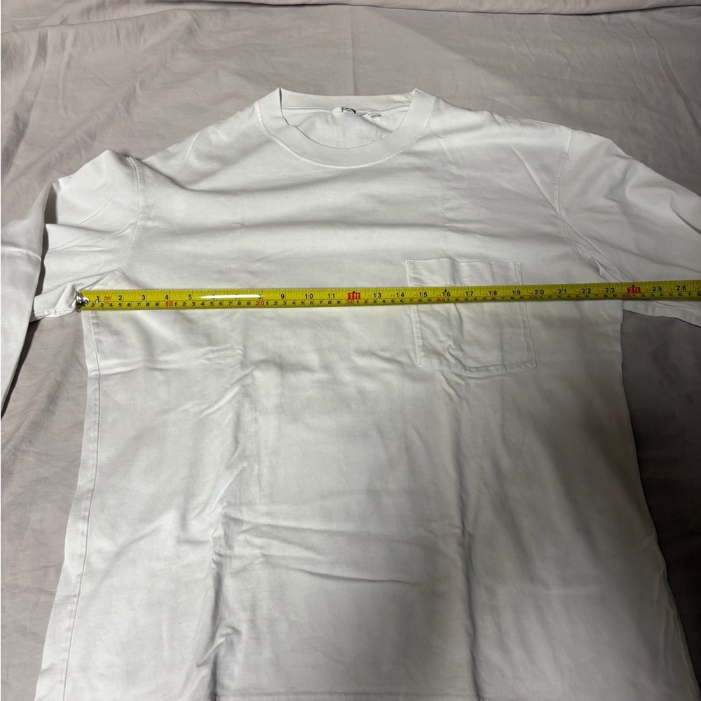 Uniqlo White Long Sleeve Men's Tee - Picture 3 of 5